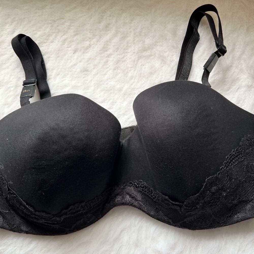 ictoria's Secret Strapless Bra - Size 36DD,